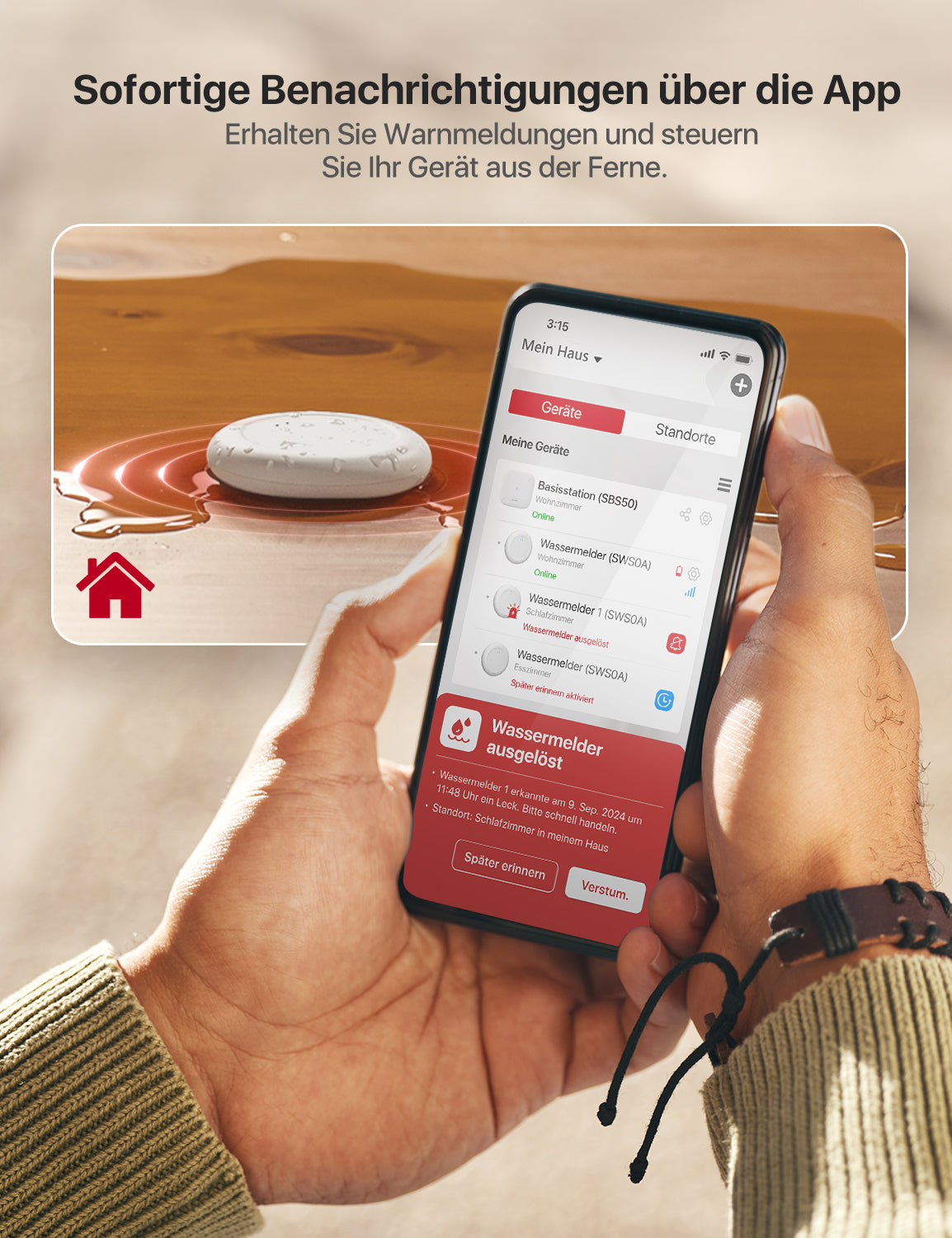 Ein intelligenter Wassermelder vom Typ X-Sense SWS0A erkennt ein Wasserleck und löst einen Alarm aus, während gleichzeitig eine sofortige Benachrichtigung über die Home Security App versendet wird.