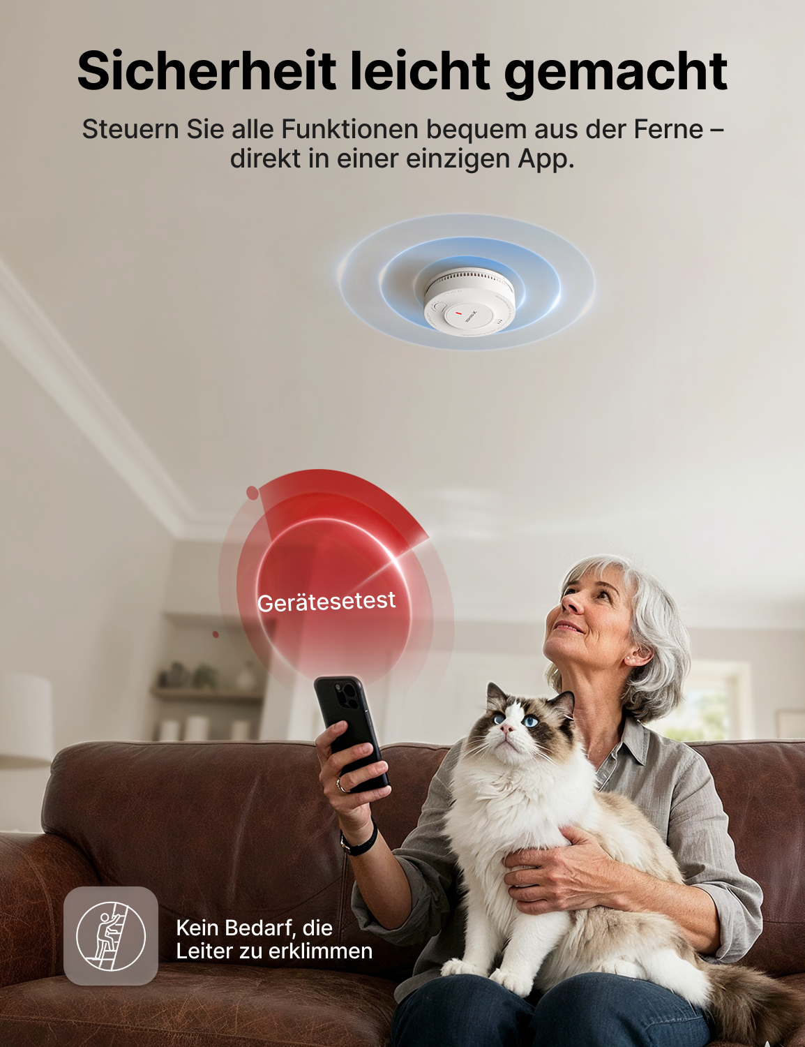 Eine Frau testet den X-SENSE SD19-MN Rauchmelder mit 10-Jahres-Batterie über eine App.